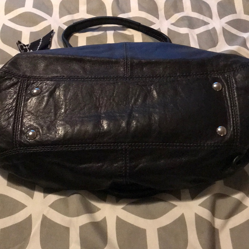 Coach purse - Picture 5 of 6
